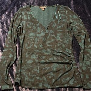 Rock & Republic Green Ruched Blouse